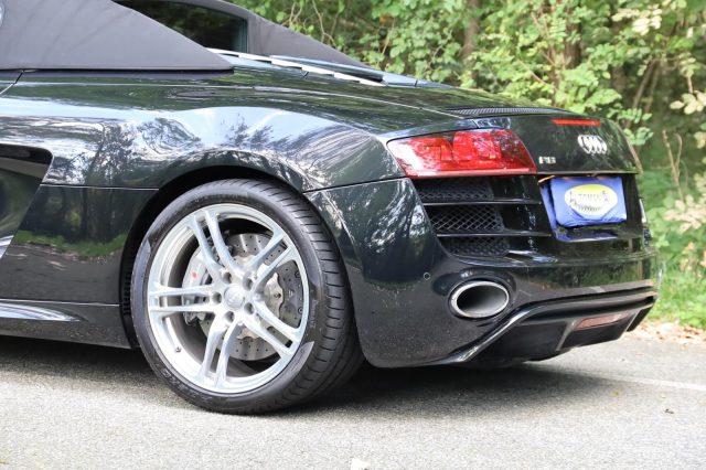 AUDI R8 Spyder 5.2 V10 FSI quattro R tronic