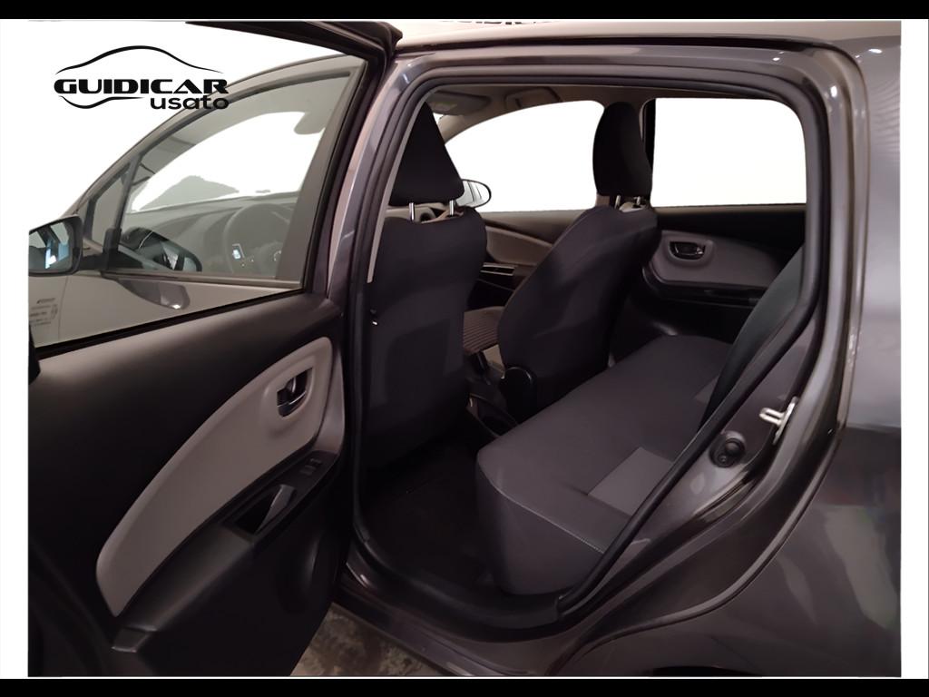 TOYOTA Yaris III 2017 - Yaris 5p 1.0 Active my18