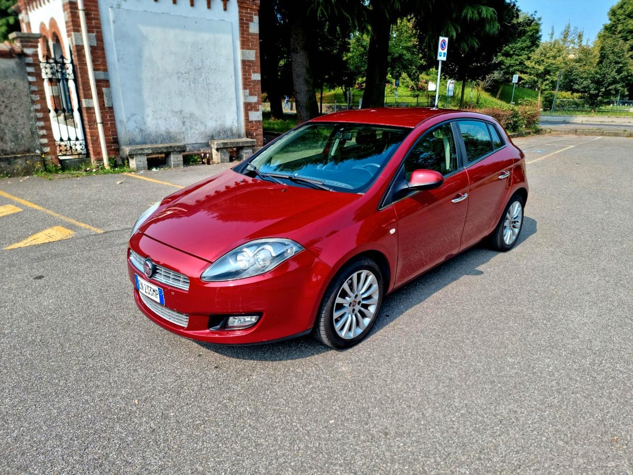 Fiat Bravo 1.6 MJT 120 CV ADATTA A NEOPATENTATI