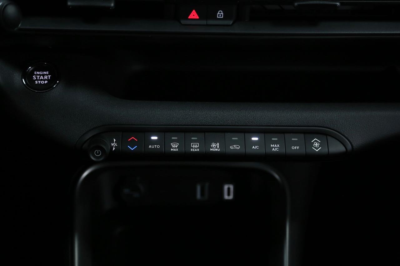 Jeep Avenger 1.2 Turbo 100 cv Altitude