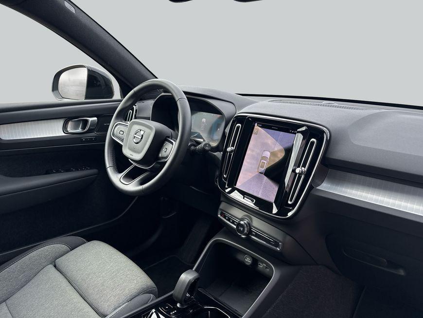 Volvo XC40 2.0 b3 Plus Black Edition auto Tetto ap. Panoramico