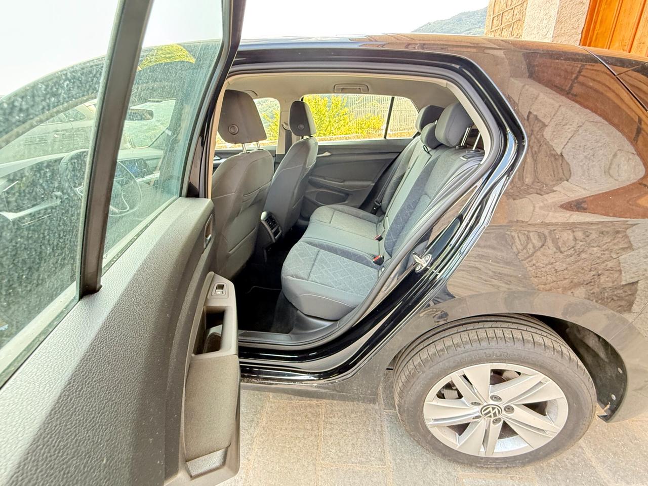 Volkswagen Golf 2.0 TDI 115 CV SCR Life