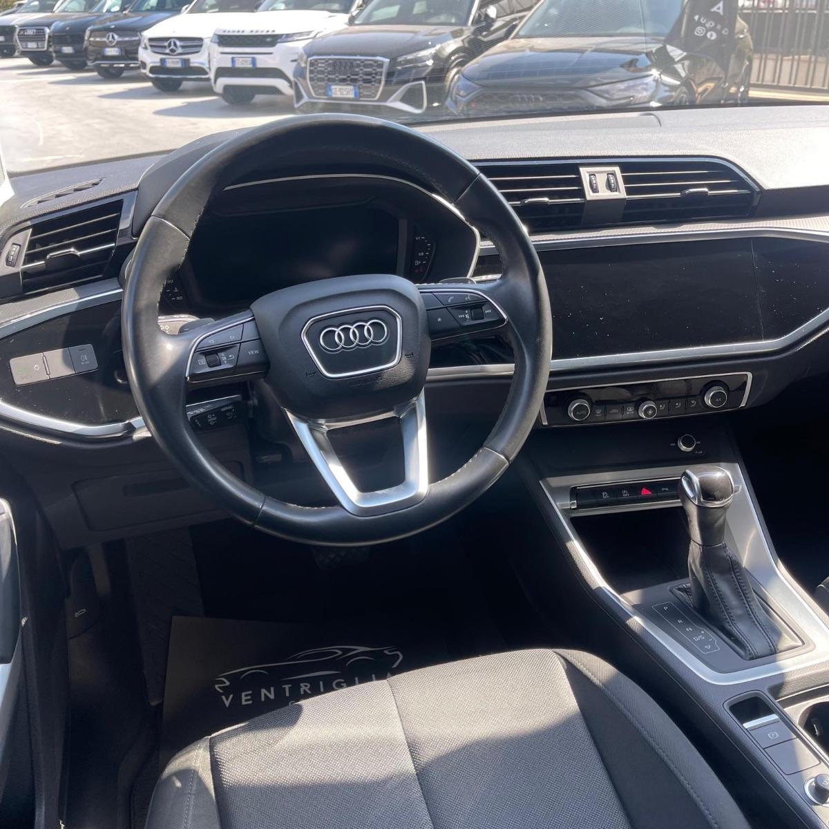 AUDI - Q3 - 35 TDI S tronic