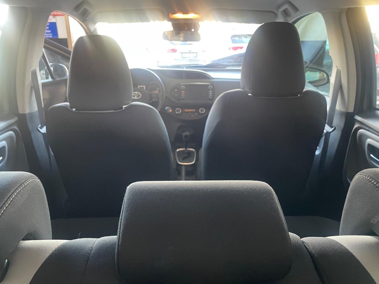 Toyota Yaris 1.5 Hybrid 5 porte Cool - Nessun vincolo -