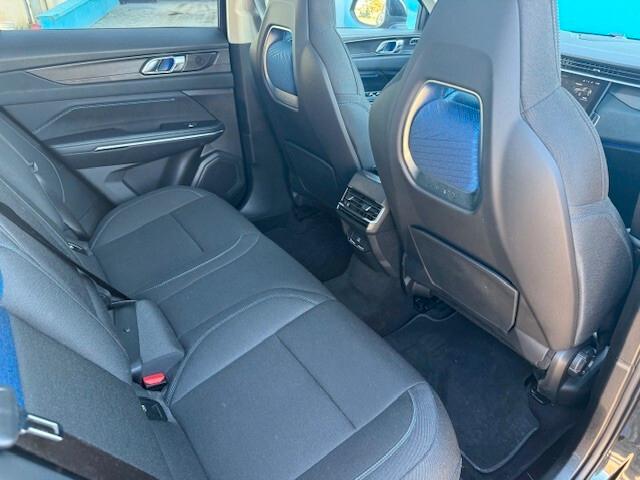 Lynk&co 01 iva esposta