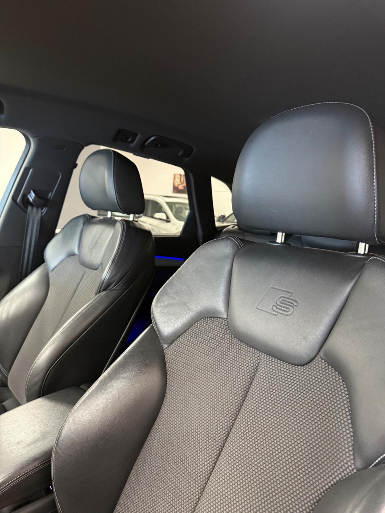 Audi Q5 40 TDI quattro S tronic line plus