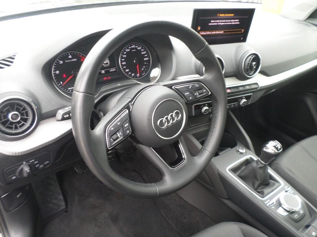 Audi Q2 30 TDI Business