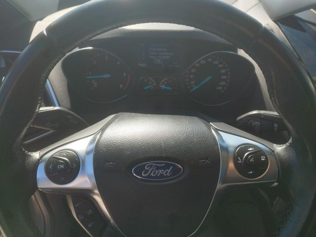 Ford Kuga 2.0 TDCI 163 CV 4WD Powershift Titanium