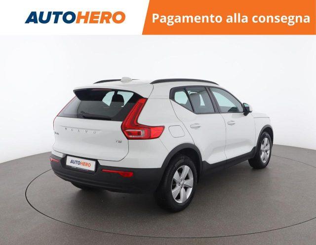 VOLVO XC40 T2 Geartronic Momentum Core