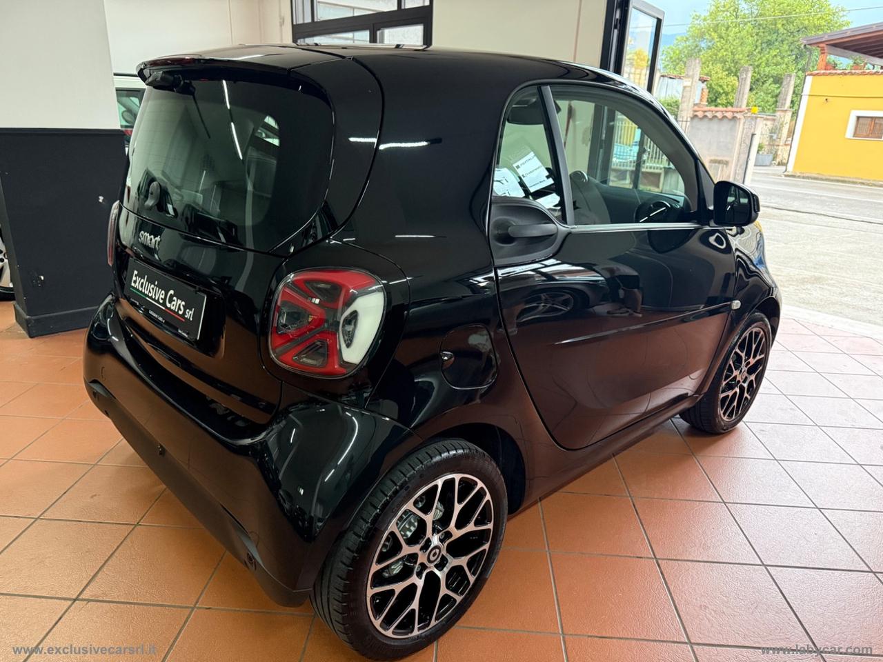 SMART fortwo EQ British Green