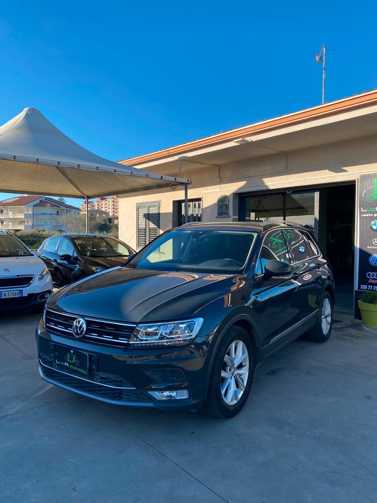 Volkswagen Tiguan 2.0 TDI SCR DSG Business BlueMotion Technology