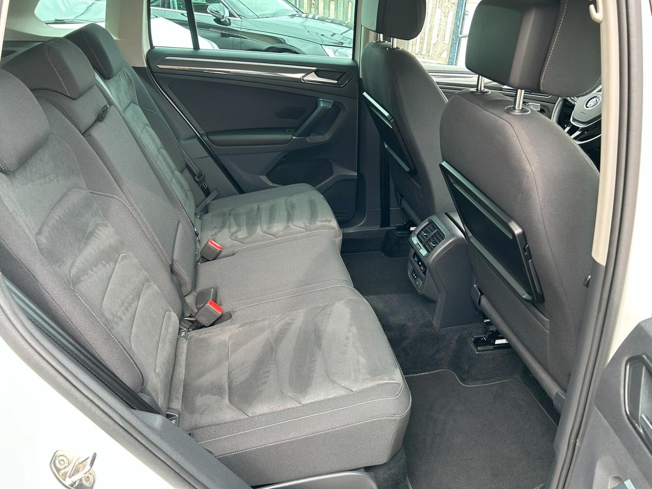 VW TIGUAN 2.0 TDI 150CV DSG 4MOTION R-Line