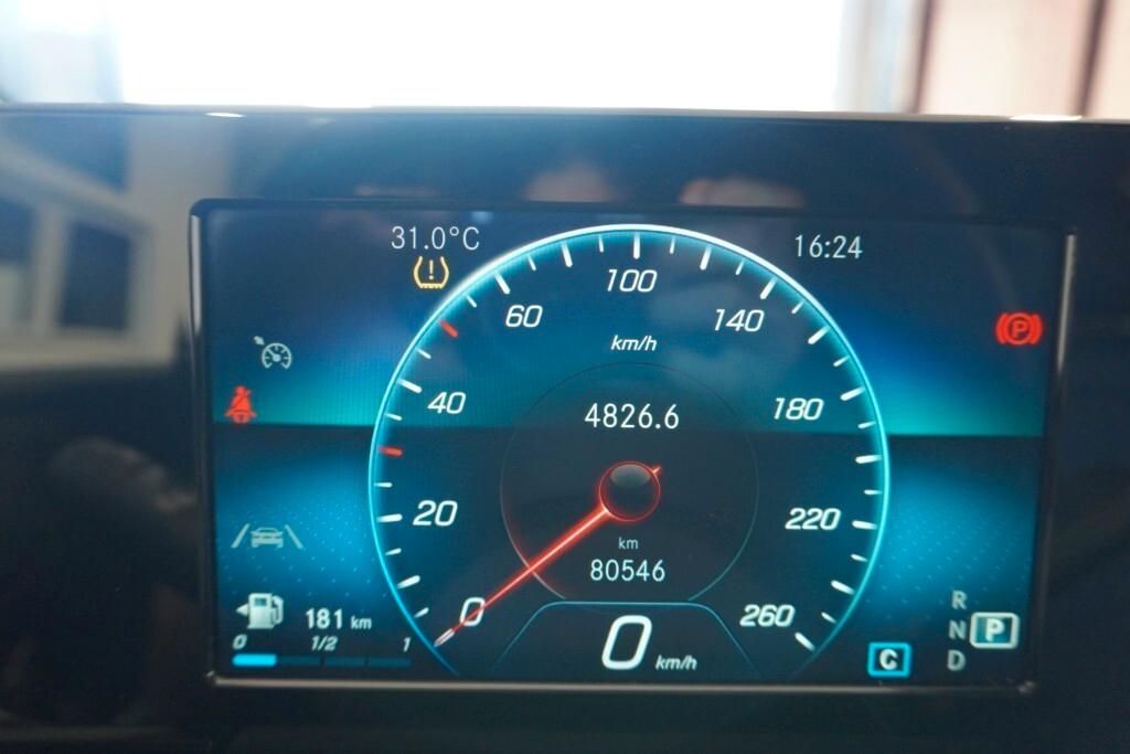 MERCEDES-BENZ B 180D 115CV AUTOMATIC SPORT PLUS ( FARI LED - PELLE - CRUISE - CLIMA BIZONA - MIRROR - TELECAMERA POST. - CERCHI 17 )