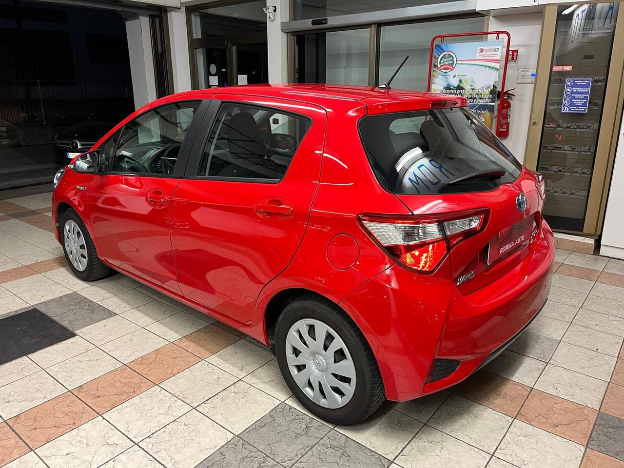 Toyota Yaris 1.5 Hybrid 5 porte Active