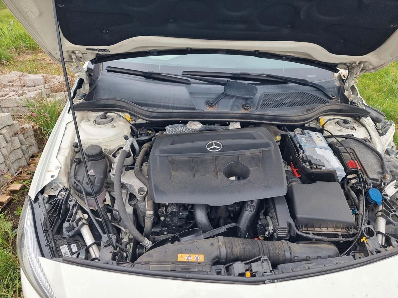 Mercedes-benz A 160 d Automatic Premium INCIDENTATA SOLO OPERATORI DEL SETTORE