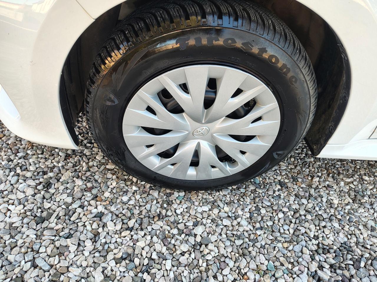 Toyota Yaris 1.5 Hybrid 5 porte Business