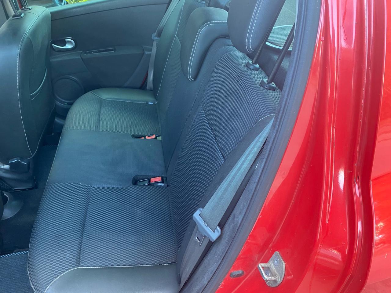 Renault Clio 1.5 dCi 90CV 5 ok neopatentati