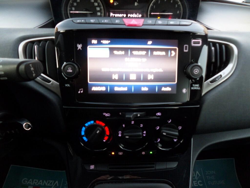 LANCIA YPSILON 1.0 FIREFLY S&S HYBRID GOLD - CarPlay-Park-Led