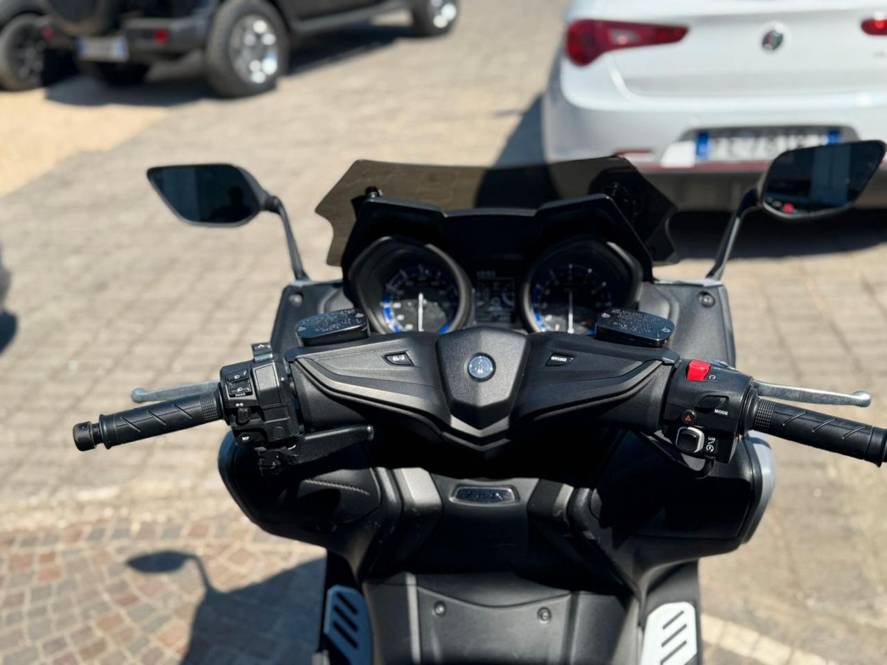 Yamaha T-Max 560