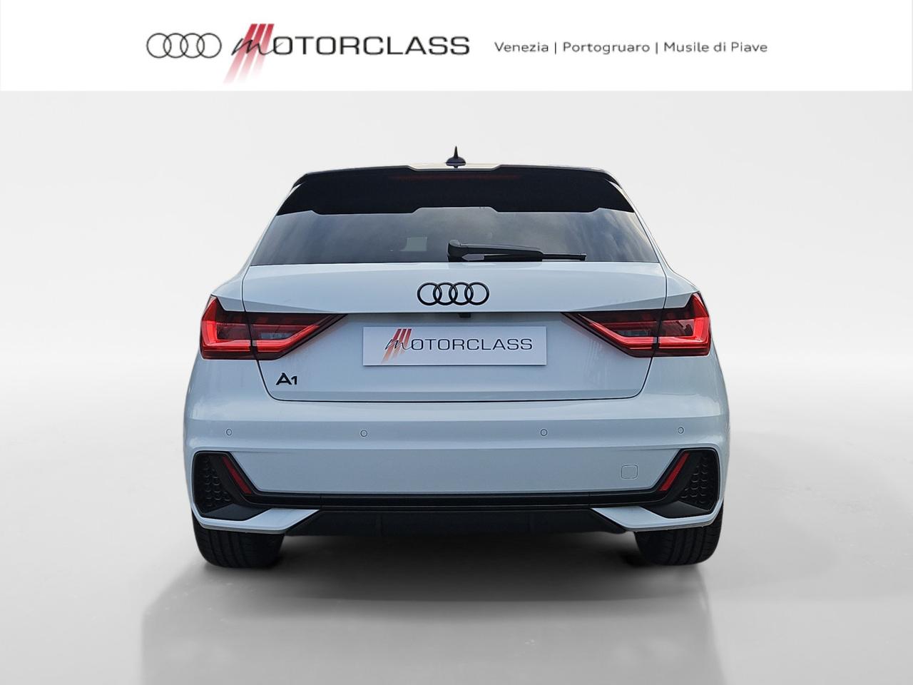 Audi A1 sportback 30 1.0 tfsi 116cv identity black