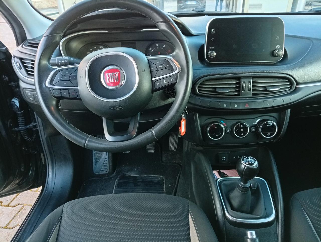 Fiat Tipo 1.6 Mjt S&S SW Lounge