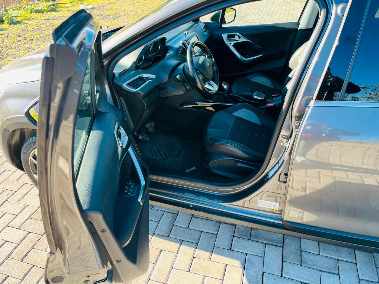 Peugeot 2008 1.6HDI TETTO PANORAMICO FULL 2017