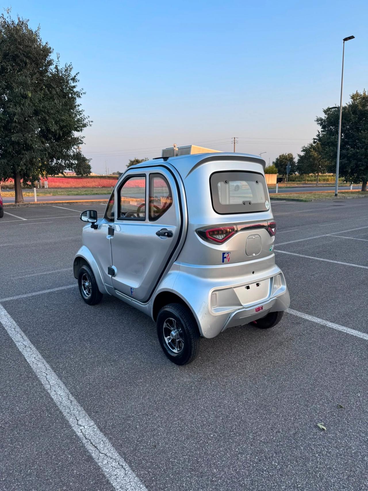 UFO Magnum Ecobike F4 scooter elettrico