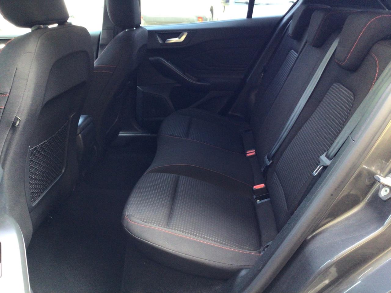 Ford Focus 1.0 EcoBoost Hybrid 125 CV 5p. ST-Line