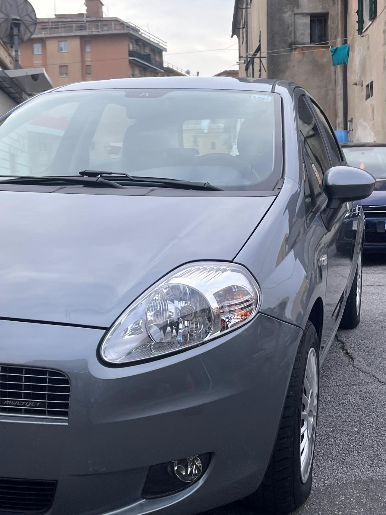 Fiat grande Punto 1.3 MJT 16V 5 porte con soli 70.000km