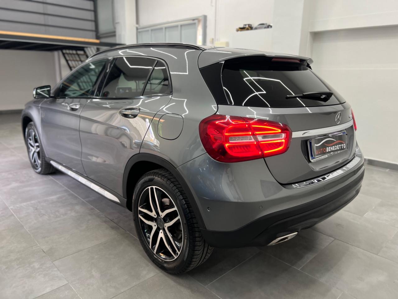 Mercedes glad 220d 4Matic Activity 2016