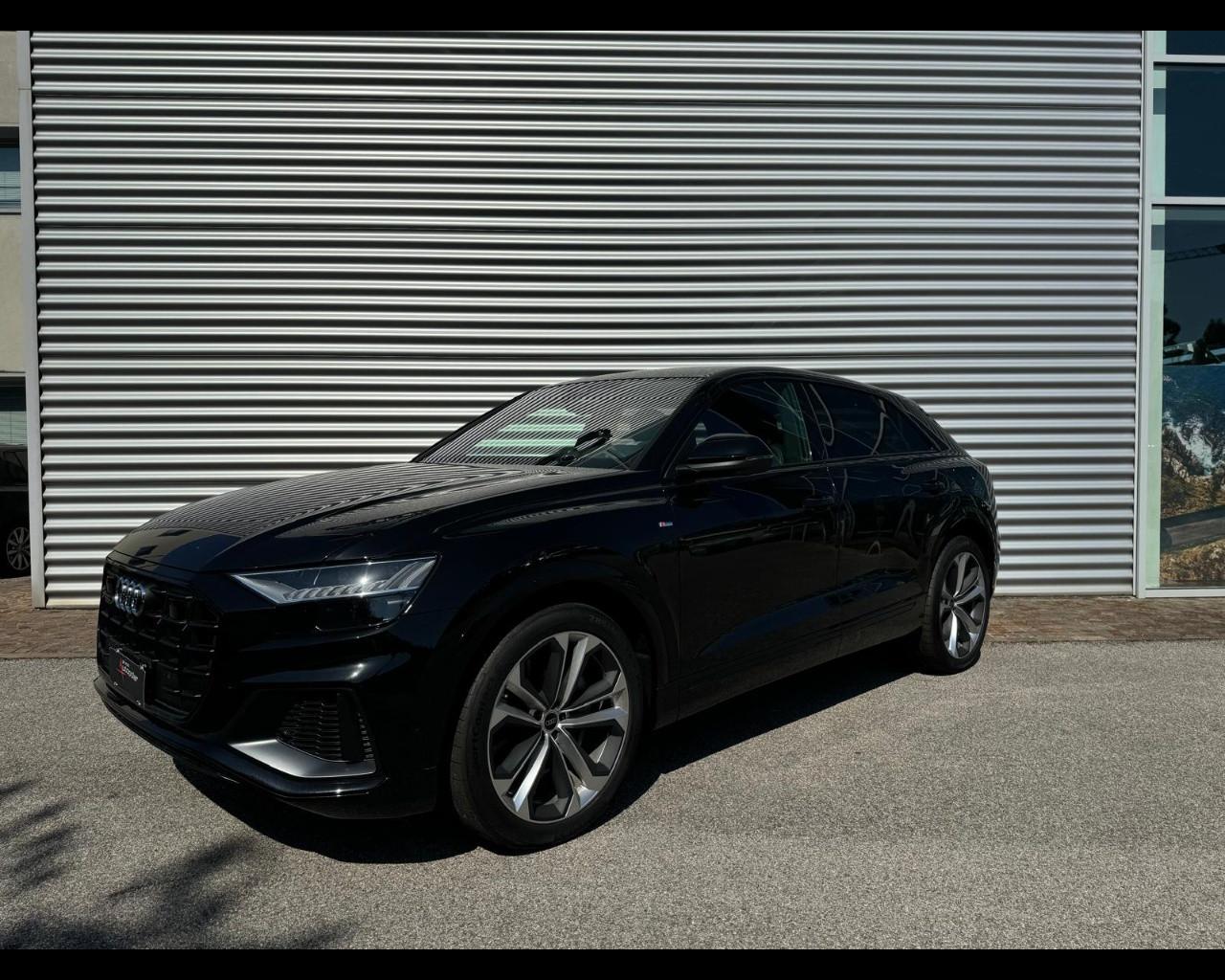 AUDI Q8 55 TFSIe QUATTRO TIPTRONIC S-LINE