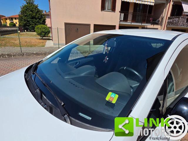 OPEL Corsa 1.6i 16V OPC 192 CV