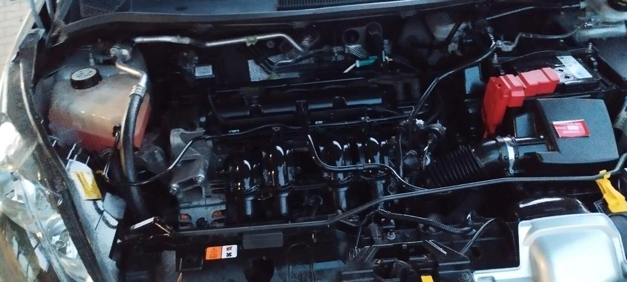 Ford Fiesta 1.2 16V 82CV 5p. Titanium Bs.