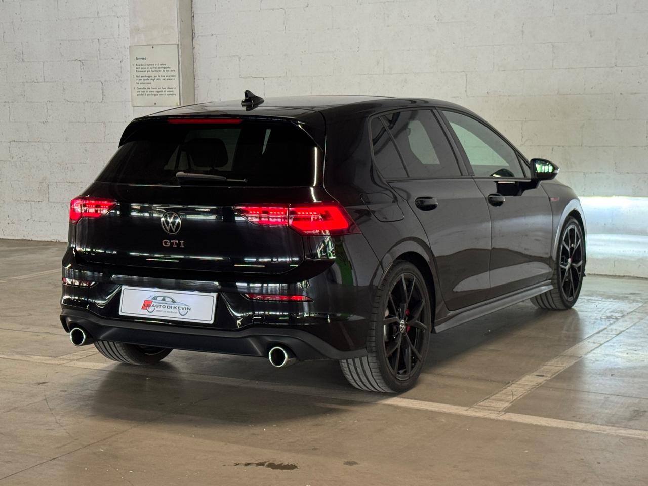 Volkswagen Golf GTI 2.0 TSI DSG PANO/DCC/MATRIX