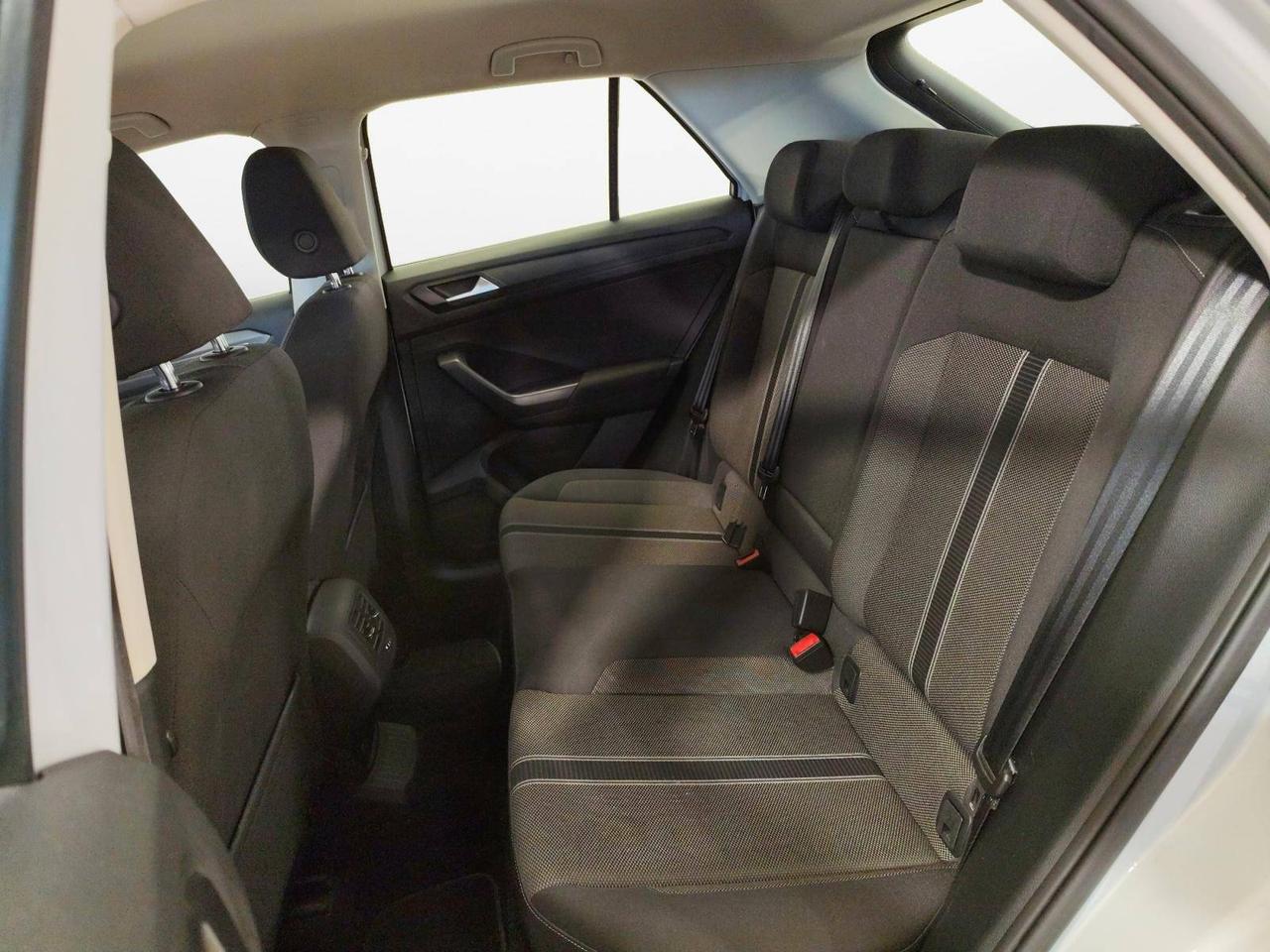 Volkswagen T-Roc 1.0 tsi Advanced