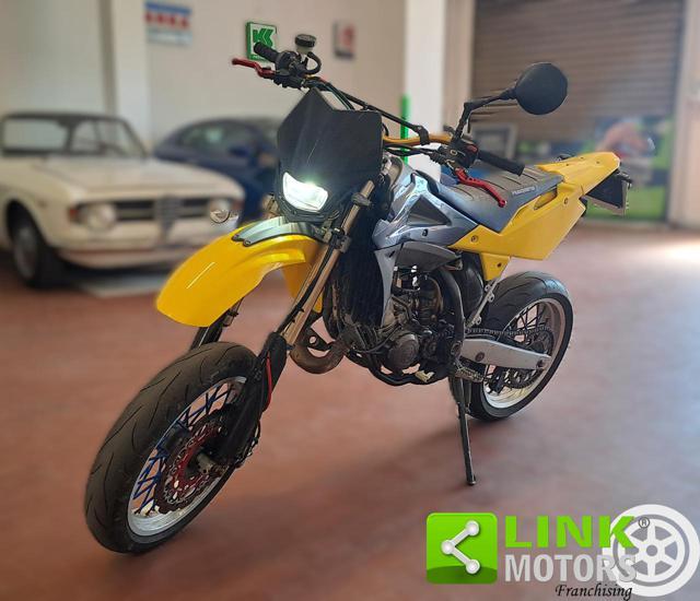 HUSQVARNA SM 125 S .
