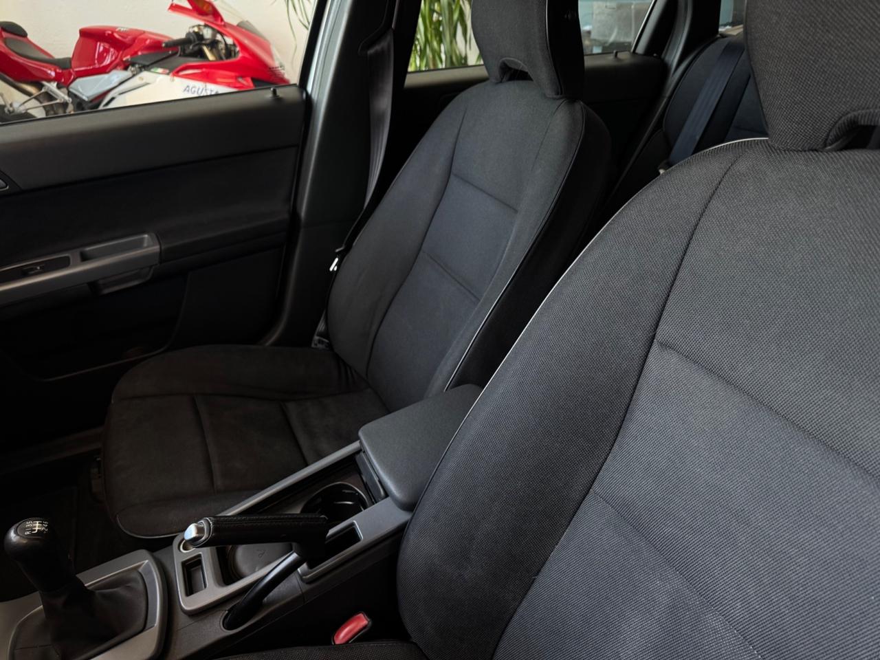 Volvo V50 D4 R-design