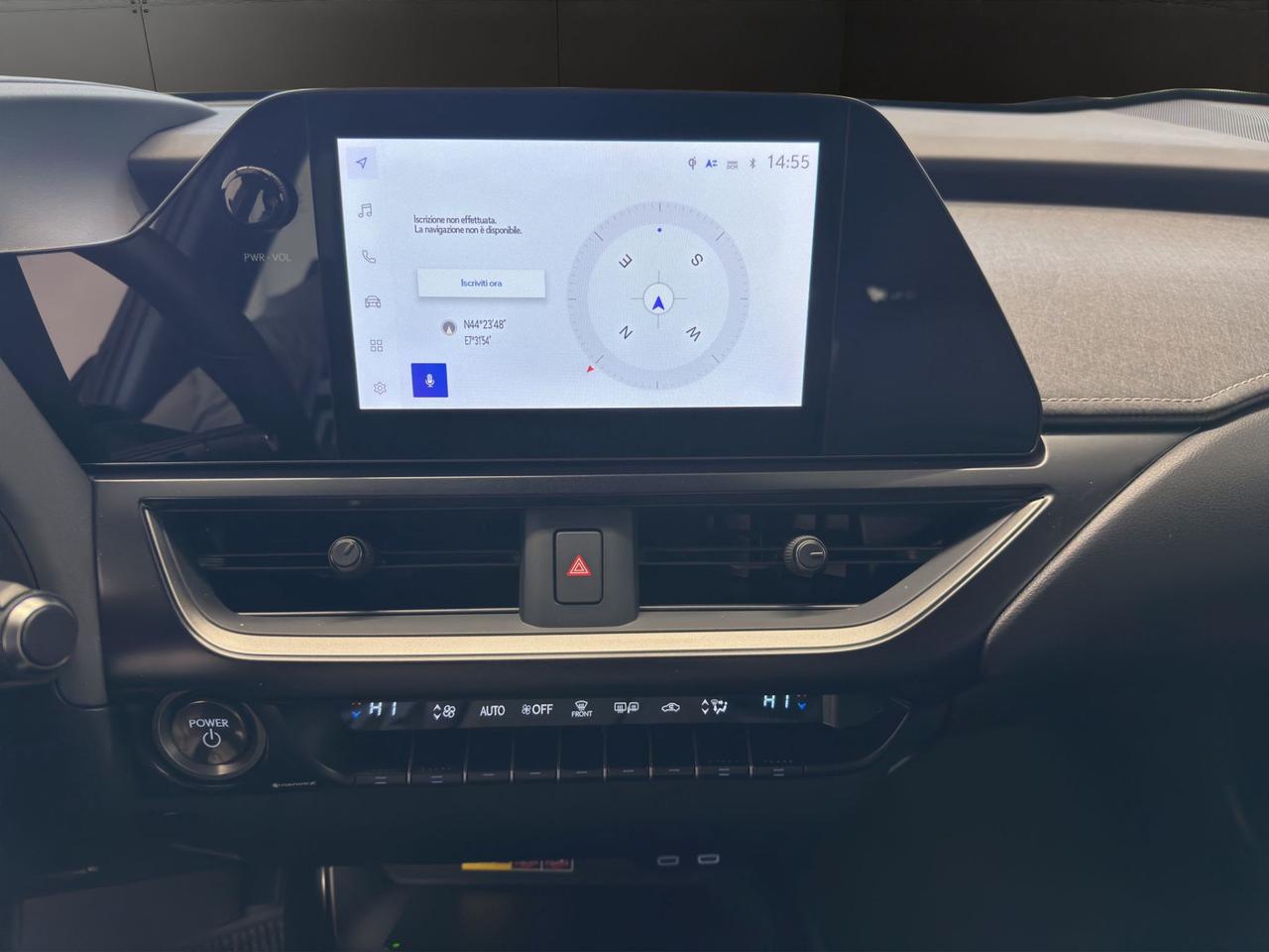 Lexus UX 250h 2.0 Urban 2wd cvt