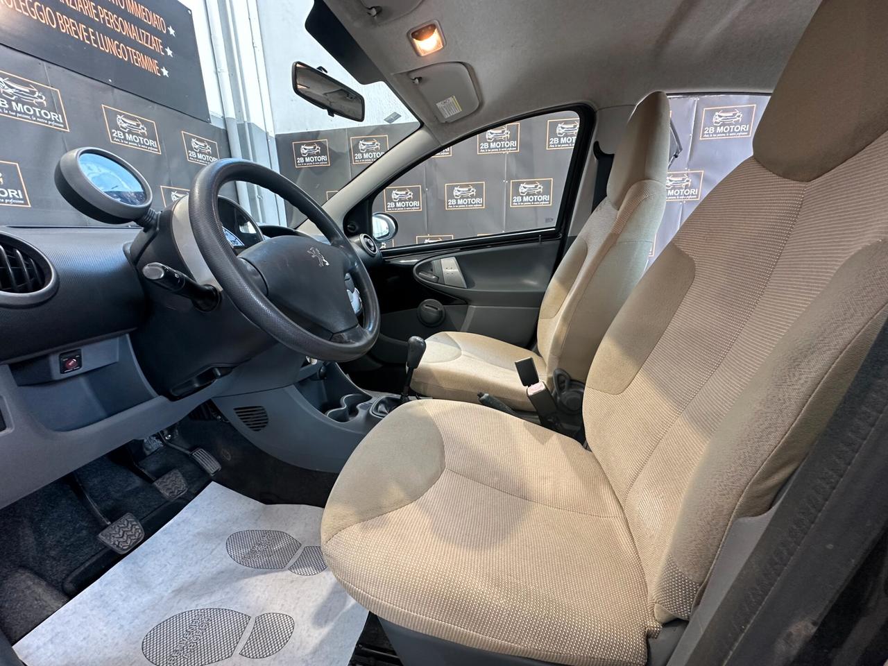 Peugeot 107 1.0 68CV 5p. Sweet Years