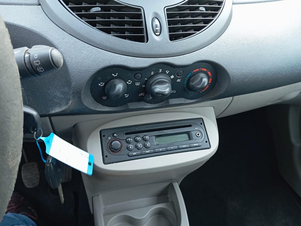 Renault Twingo 1.2 16V TCE Dynamique