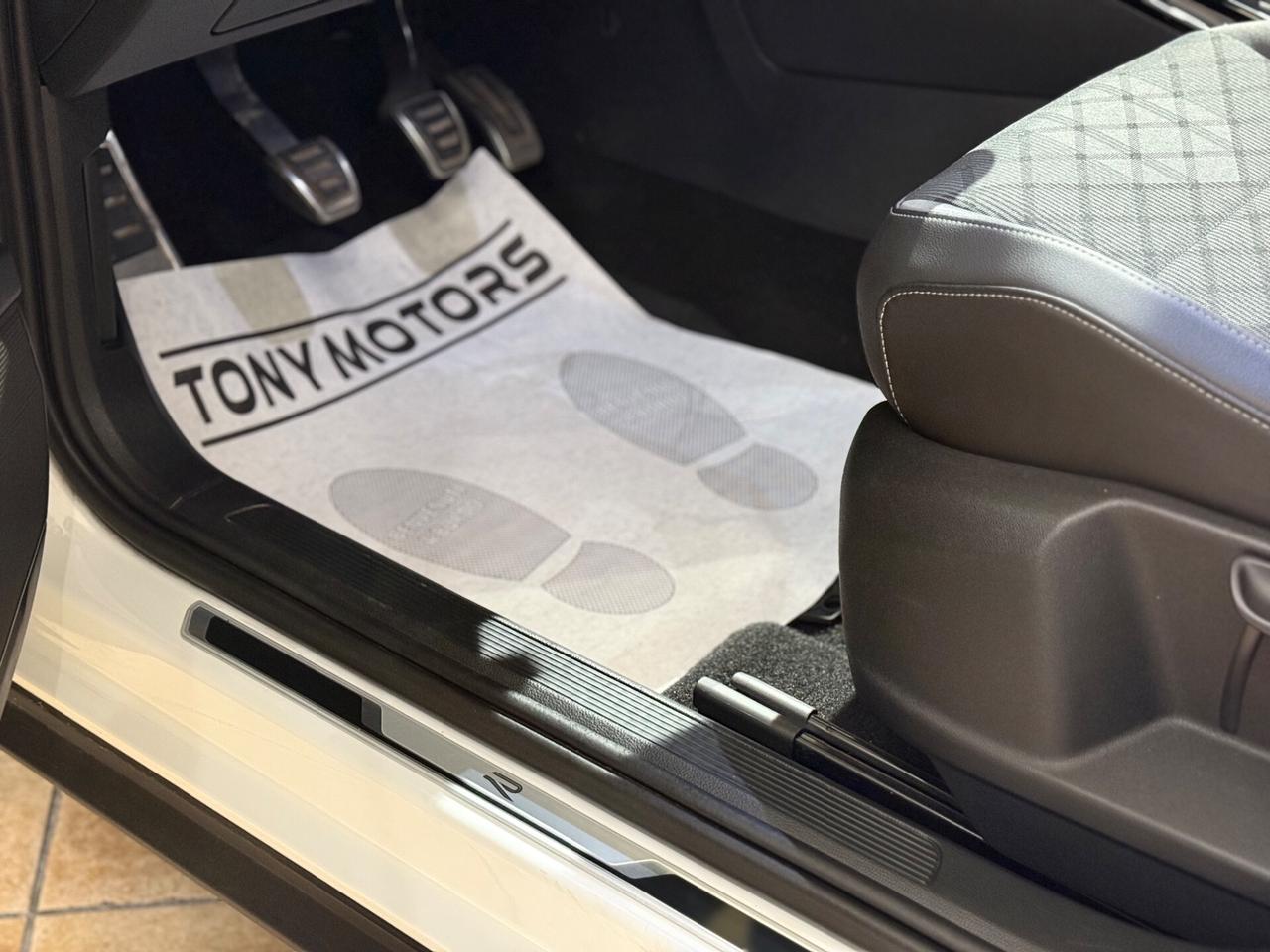 Volkswagen T-Roc 2.0 TDI SCR 116 CV R-Line