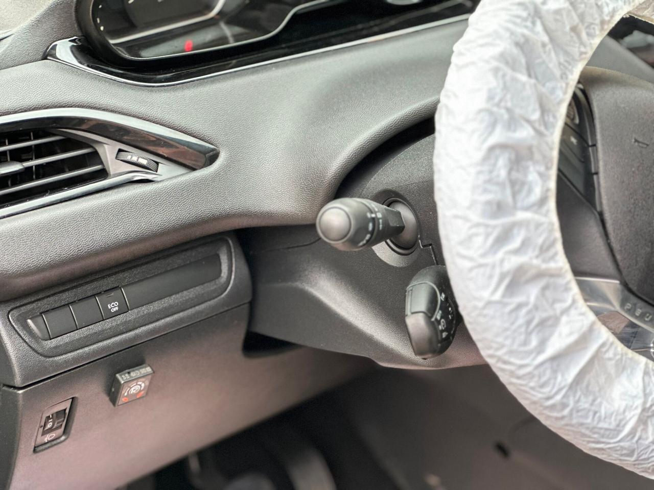 Peugeot 208 PureTech 82 5p. GPL Active