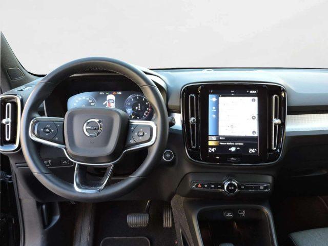 VOLVO XC40 T2 CORE AUTOMATICA