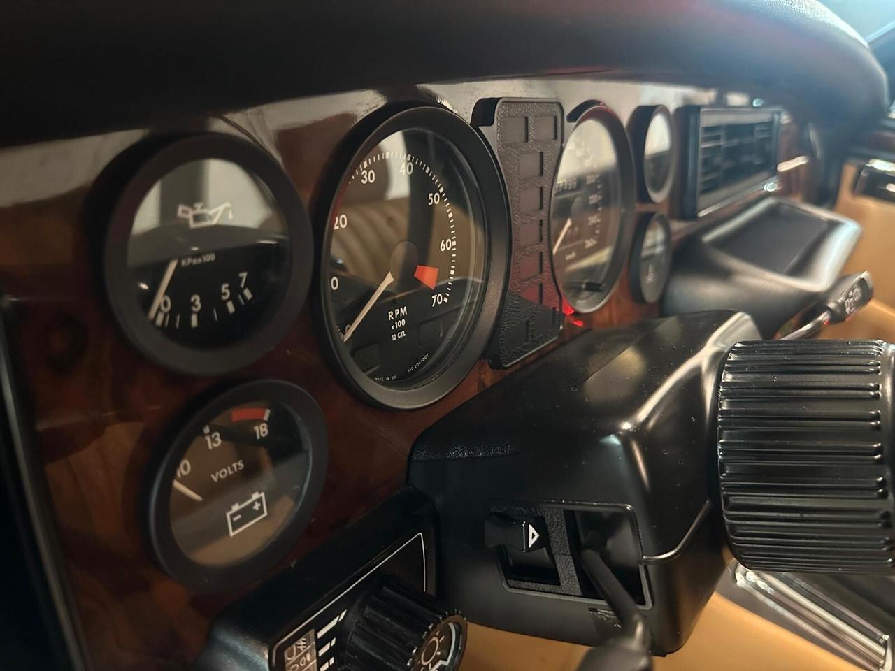 Jaguar XJ12 JAGUAR XJ12 SOVEREIGN 5.3 HE