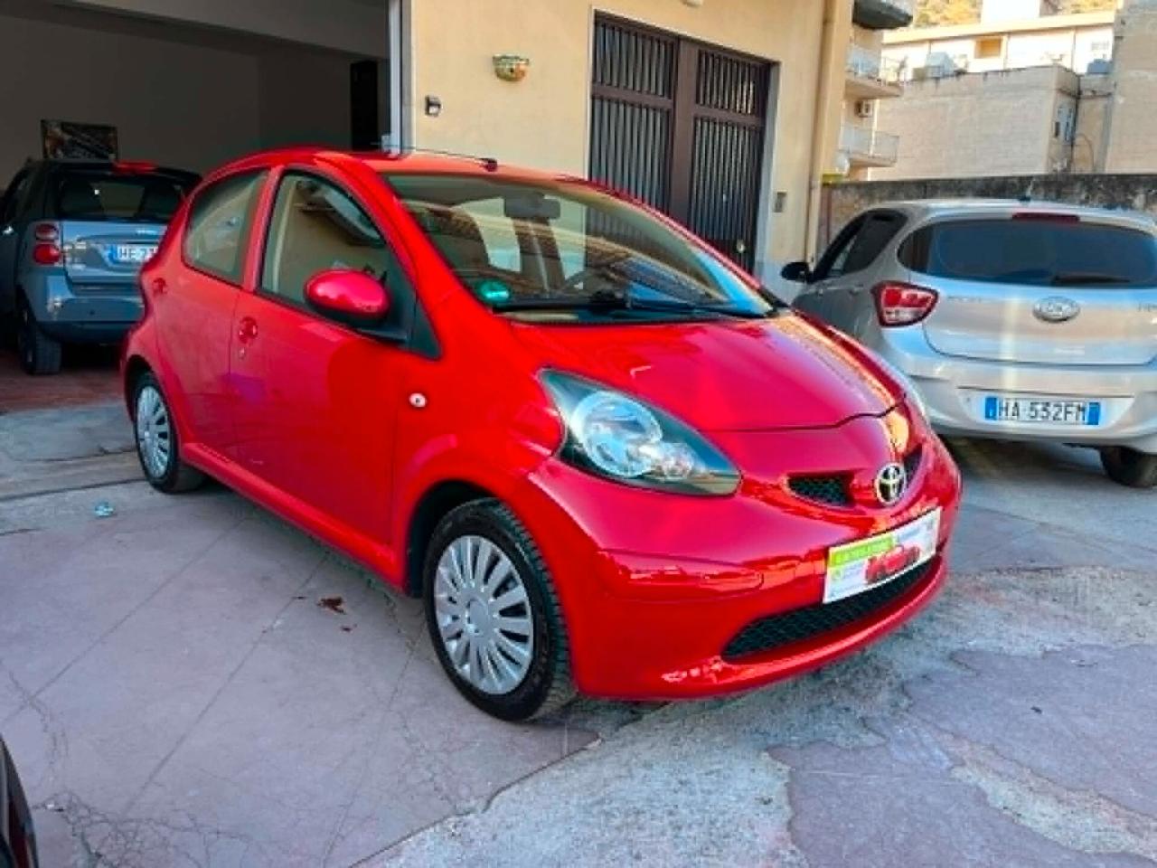 TOYOTA AYGO 1.0 68CV 2008 EURO 5 FULL BENZINA