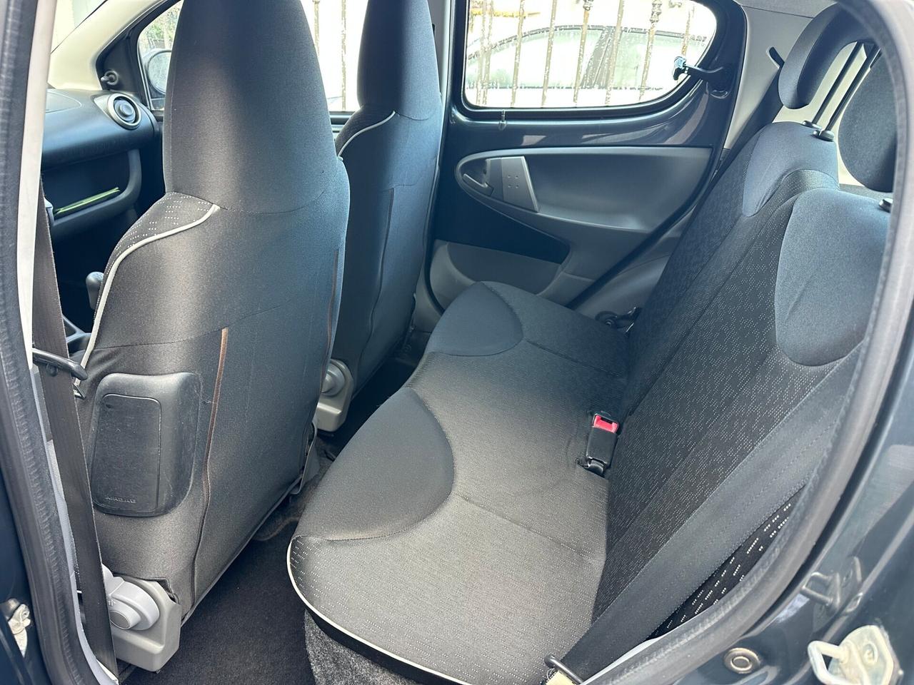 Peugeot 107 1.0 68CV 5p. Sweet Years Km 117.000