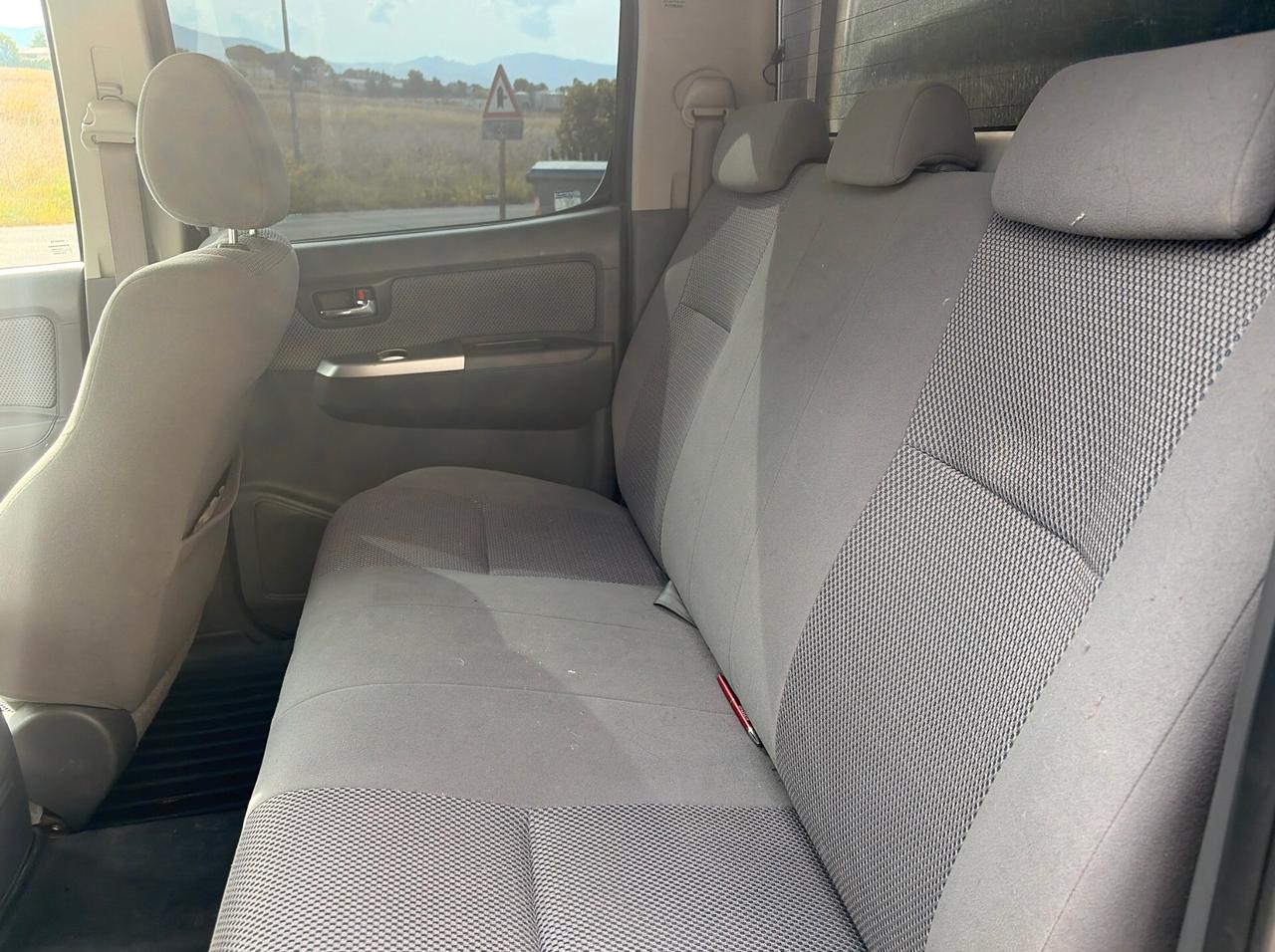 Toyota Hilux 3.0 D-4D aut.4WD 4p. DC Stylex