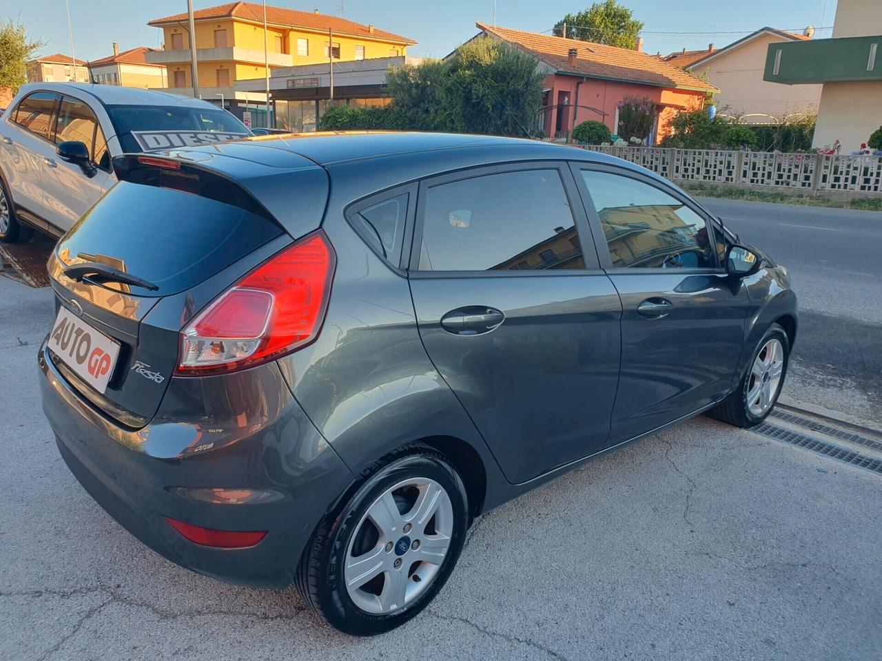 Ford Fiesta 1.5 TDCi 75CV Titanium Neopatent 2016