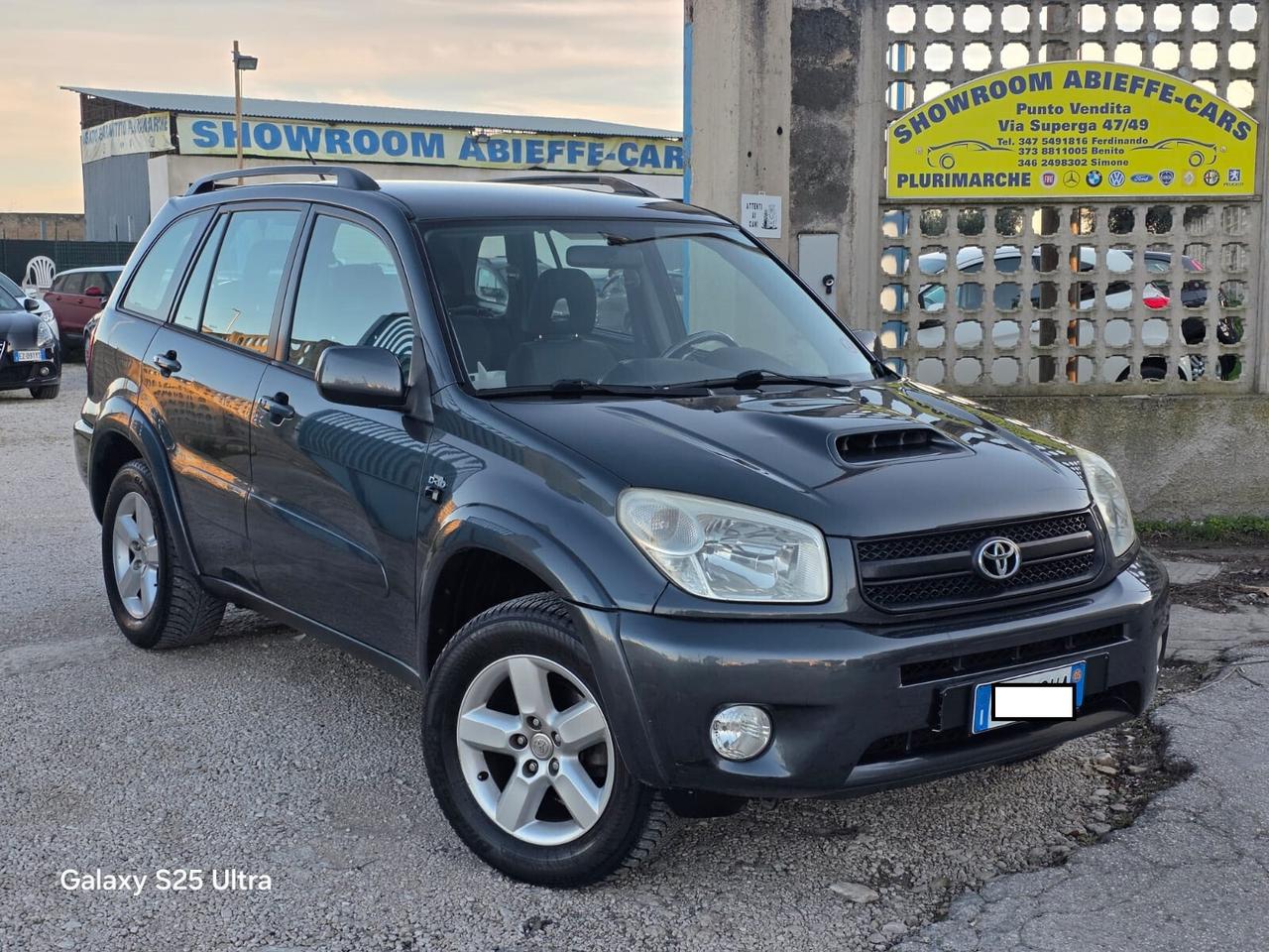 Toyota RAV4.com 2.0 Tdi D-4D cat 5 porte Sol PERFETTA
