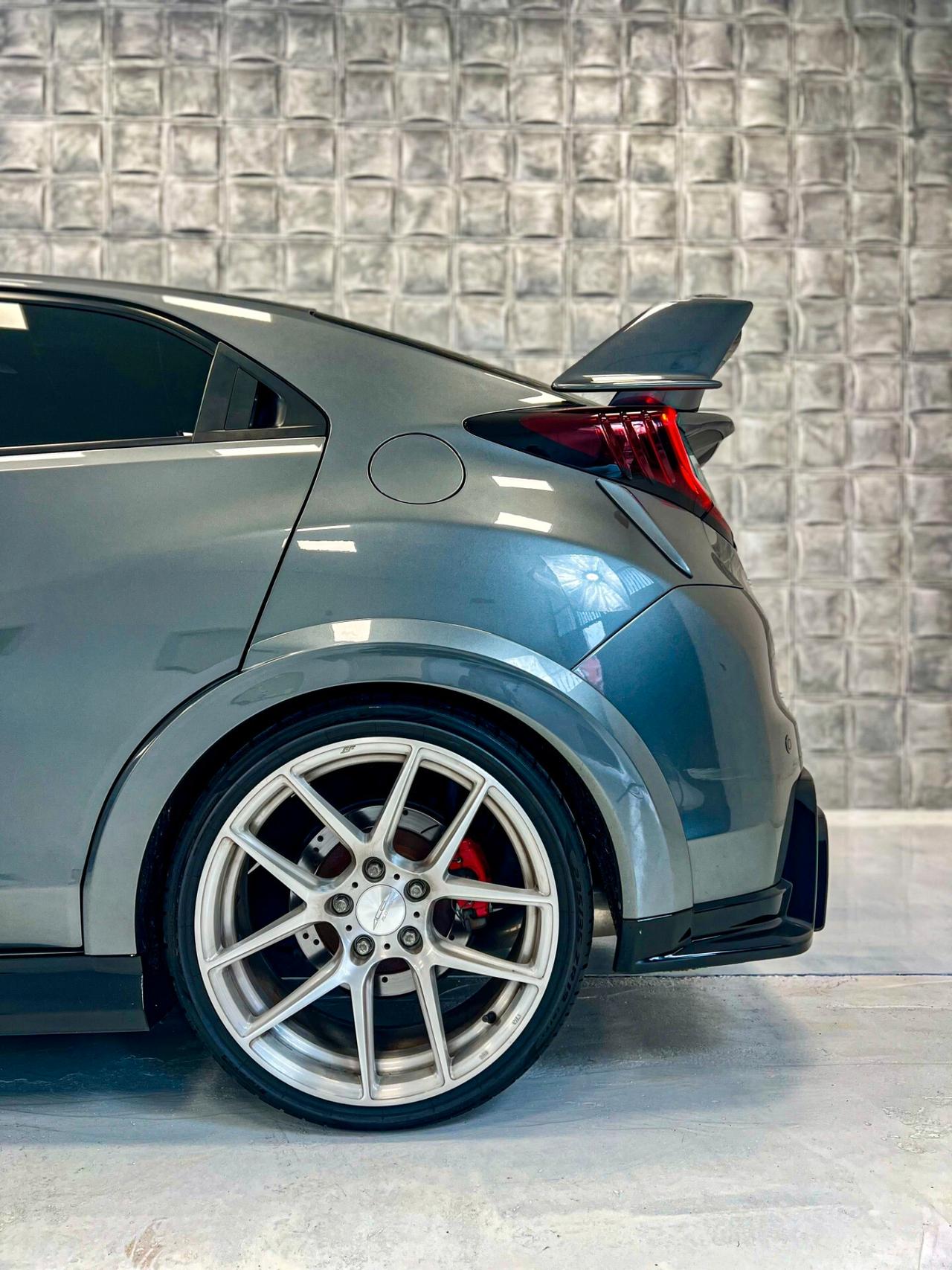 Honda Civic 2.0 i-VTEC Type R - 420cv